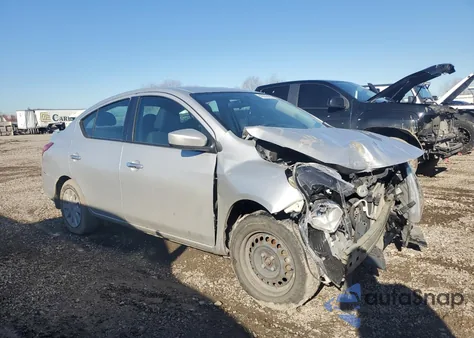 2017 Nissan Versa S z USA, uszkodzony, nr VIN 3N1CN7AP9HL902425